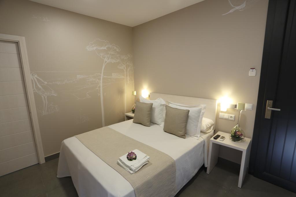 La Pasajera Hostal Boutique Кониль-де-ла-Фронтера Экстерьер фото